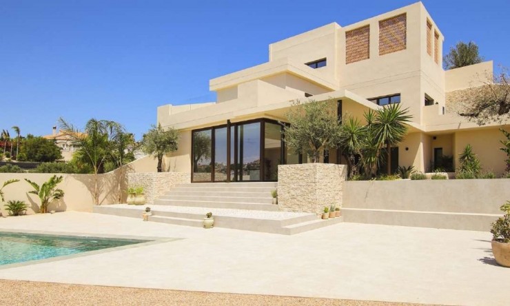Nueva - Chalet - La Marina - La Escuera