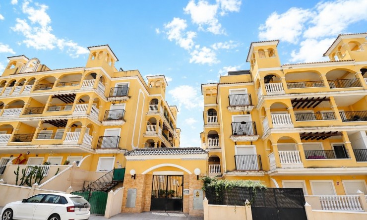 Re-Sale - Apartment - Algorfa - Algorfa - Village