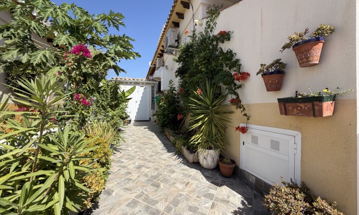 Re-Sale - Quad Villa - Orihuela Costa - Los Altos