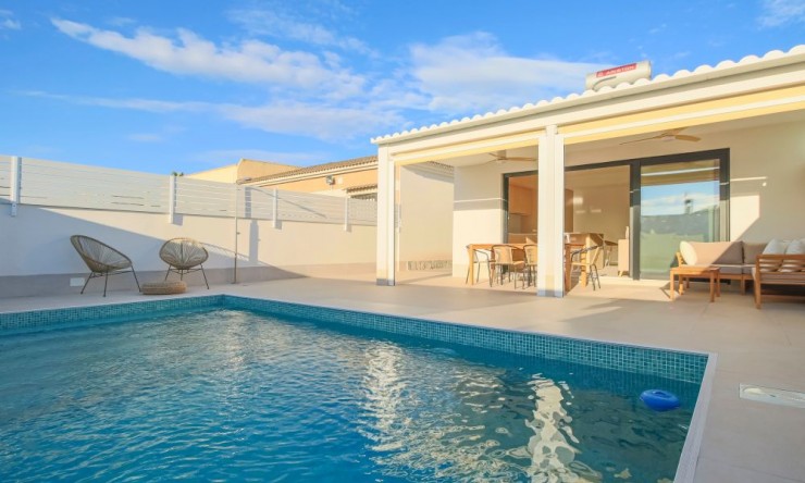 Re-Sale - Detached Villa - Torrevieja - El Chaparral