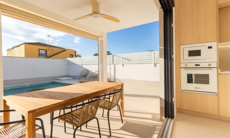 Re-Sale - Detached Villa - Torrevieja - El Chaparral