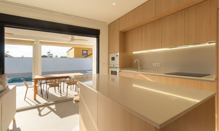 Re-Sale - Detached Villa - Torrevieja - El Chaparral