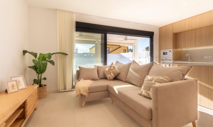 Re-Sale - Detached Villa - Torrevieja - El Chaparral