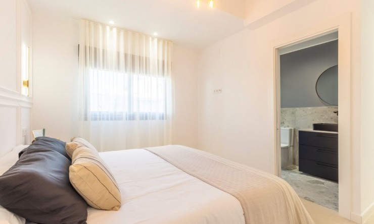 Re-Sale - Detached Villa - Torrevieja - El Chaparral