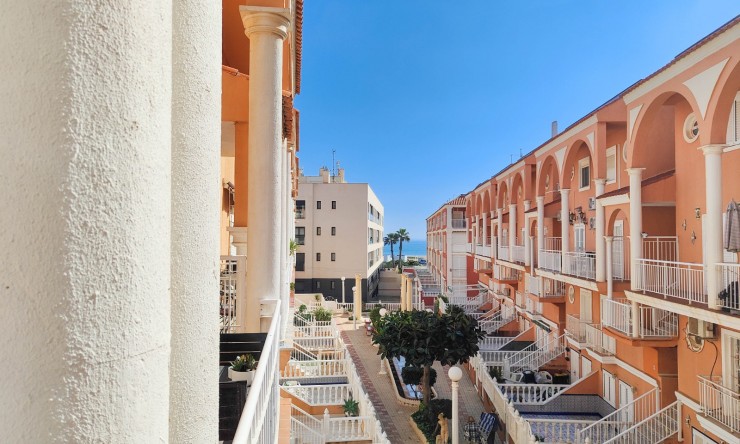 Re-Sale - Apartment - Torrevieja - Torre La Mata