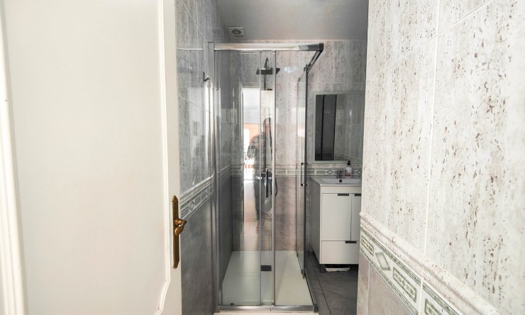 Re-Sale - Apartment - Torrevieja - Torre La Mata