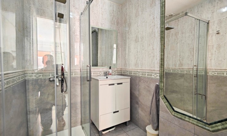 Re-Sale - Apartment - Torrevieja - Torre La Mata