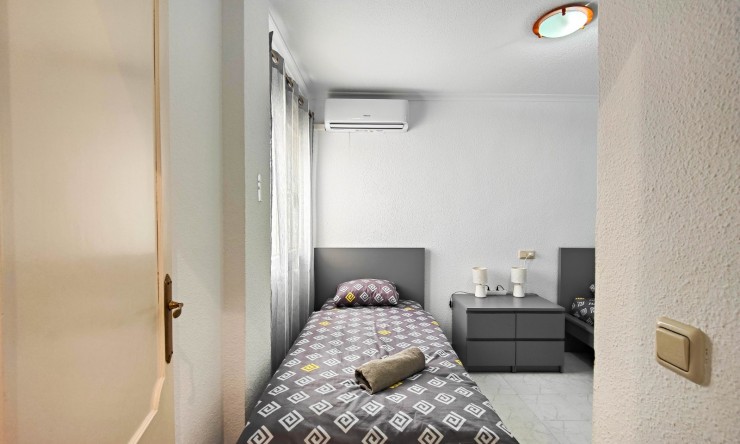 Re-Sale - Apartment - Torrevieja - Torre La Mata