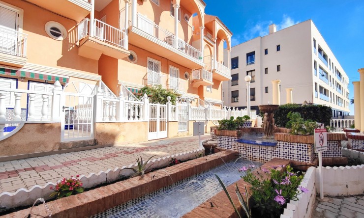 Re-Sale - Apartment - Torrevieja - Torre La Mata
