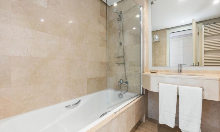 Re-Sale - Apartment - Las Colinas Golf Resort
