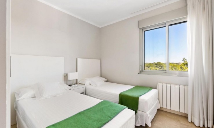 Re-Sale - Apartment - Las Colinas Golf Resort