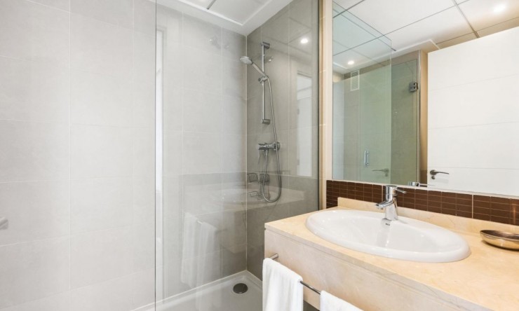 Re-Sale - Apartment - Las Colinas Golf Resort