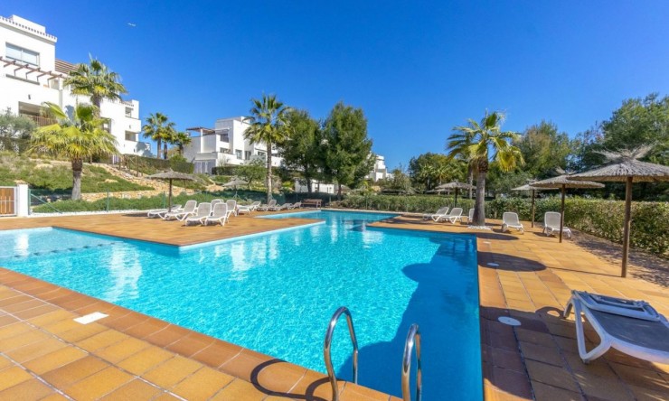 Re-Sale - Apartment - Las Colinas Golf Resort