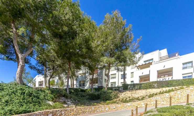 Re-Sale - Apartment - Las Colinas Golf Resort