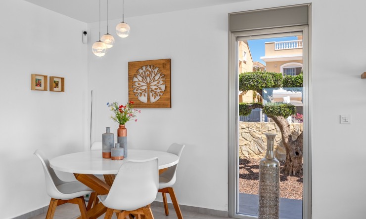 Re-Sale - Detached Villa - La Marina - La Marina - Urbanization
