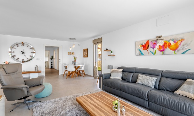 Re-Sale - Detached Villa - La Marina - La Marina - Urbanization