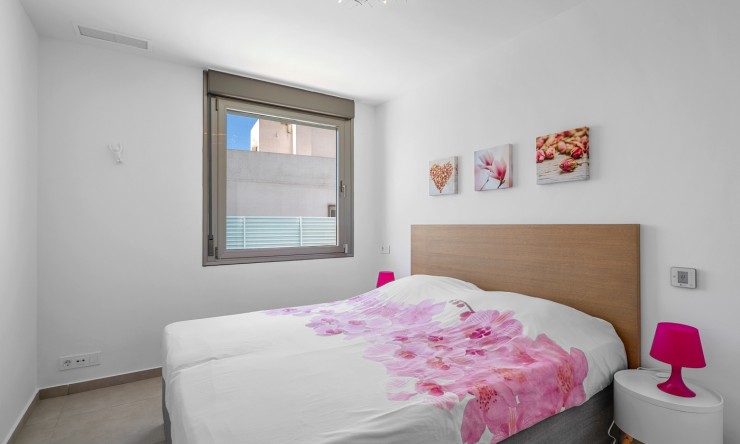 Re-Sale - Detached Villa - La Marina - La Marina - Urbanization