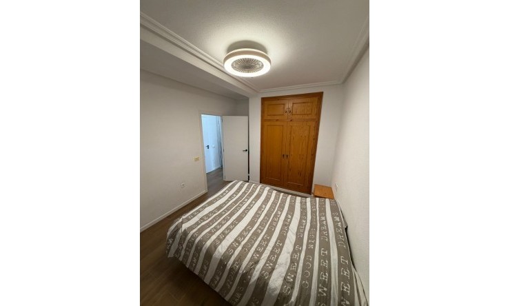 Re-Sale - Apartment - Orihuela Costa - Punta Prima