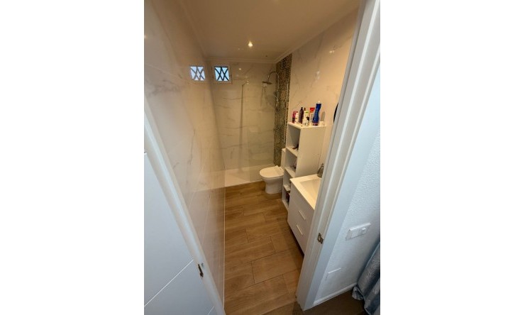Re-Sale - Apartment - Orihuela Costa - Punta Prima