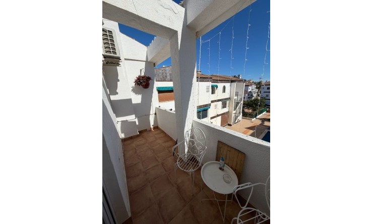 Re-Sale - Apartment - Orihuela Costa - Punta Prima