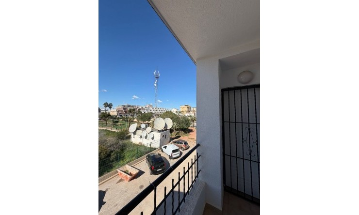 Re-Sale - Apartment - Orihuela Costa - Punta Prima