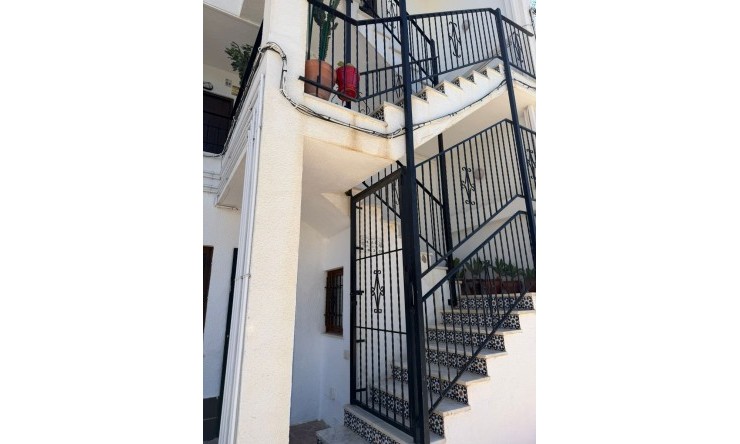 Re-Sale - Apartment - Orihuela Costa - Punta Prima