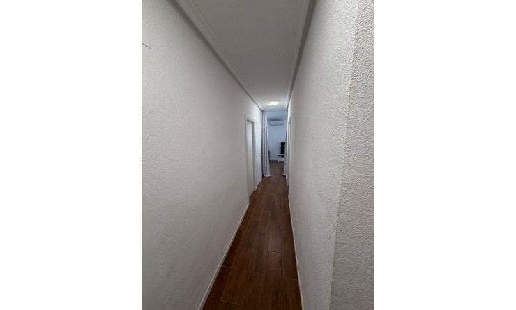 Re-Sale - Apartment - Orihuela Costa - Punta Prima