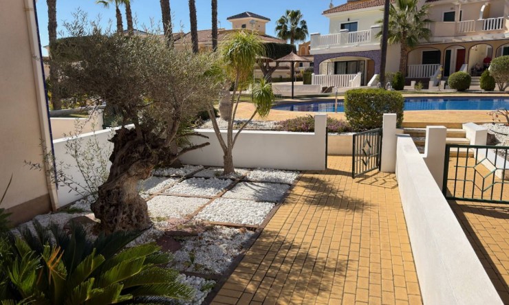 Re-Sale - Townhouse - Ciudad Quesada - Doña Pepa