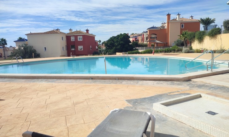 Re-Sale - Apartment - Altaona Golf - Country Village