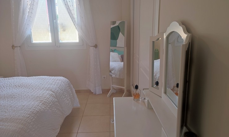 Re-Sale - Apartment - Altaona Golf - Country Village