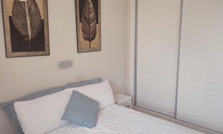 Re-Sale - Apartment - Altaona Golf - Country Village