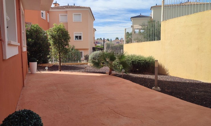 Re-Sale - Apartment - Altaona Golf - Country Village
