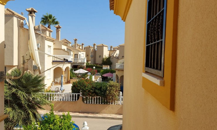 Re-Sale - Apartment - Orihuela Costa - Playa Flamenca