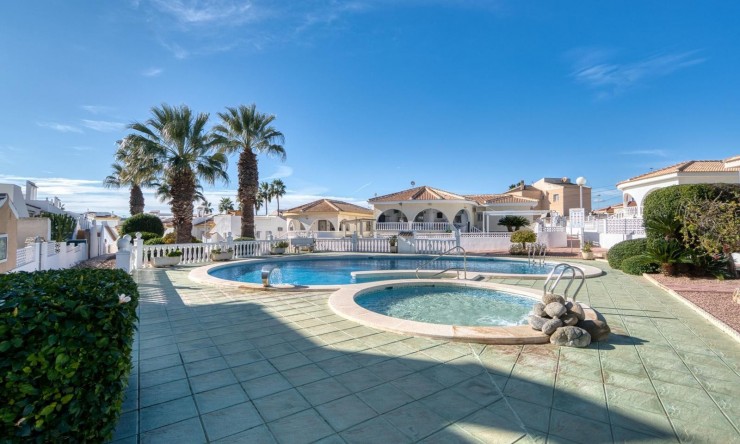 Re-Sale - Townhouse - Benijofar - Monte Azul