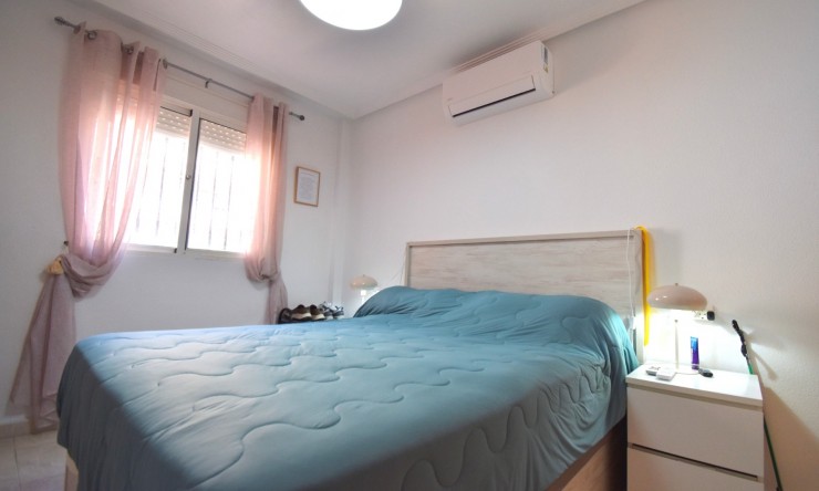 Re-Sale - Apartment - Orihuela Costa - Playa Flamenca