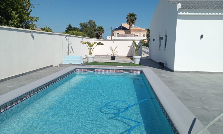 Reventa - Chalet - Orihuela Costa - Lomas de Cabo Roig