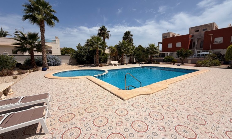 Re-Sale - Townhouse - Ciudad Quesada - Doña Pepa