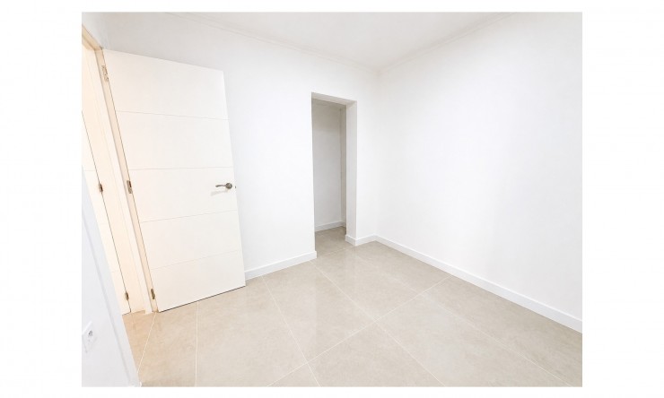 Re-Sale - Bungalow - Torrevieja - La Siesta
