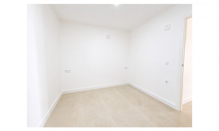 Re-Sale - Bungalow - Torrevieja - La Siesta