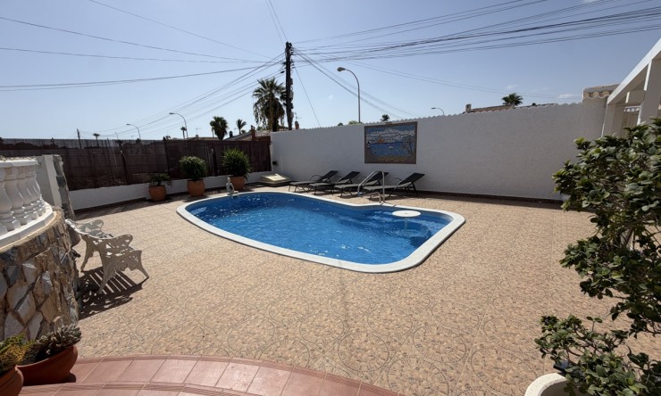 Reventa - Chalet - Torrevieja - San Luis
