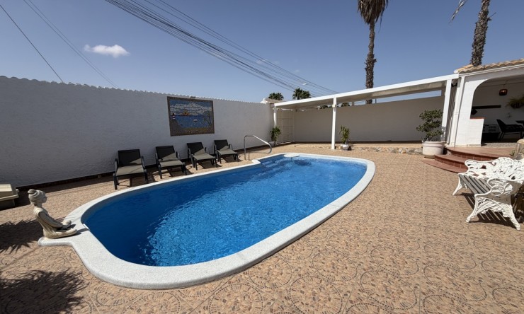 Reventa - Chalet - Torrevieja - San Luis