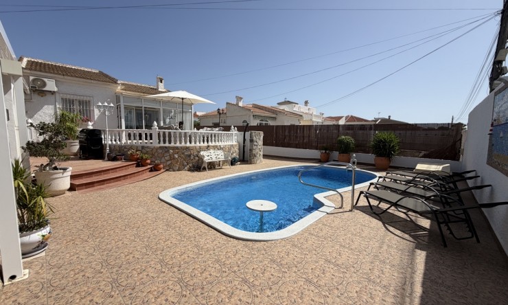 Reventa - Chalet - Torrevieja - San Luis
