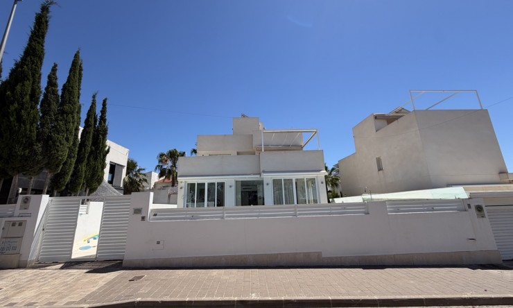 La Revente - Villa - Orihuela Costa - Mil Palmeras