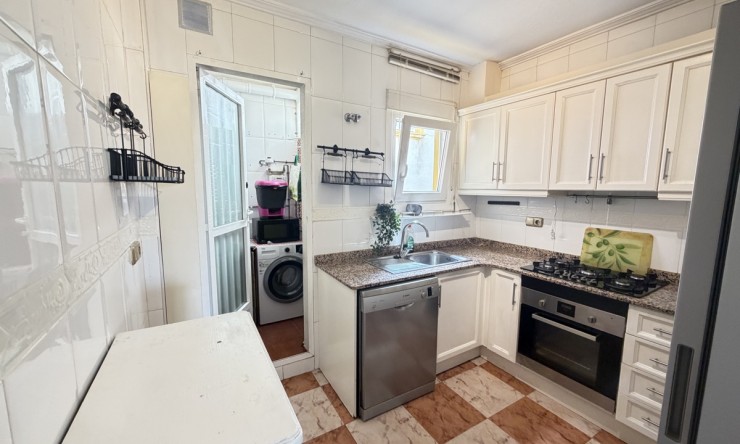 Re-Sale - Apartment - Orihuela Costa - Villamartin