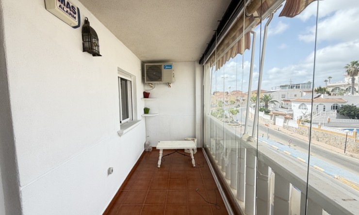 Re-Sale - Apartment - Orihuela Costa - Villamartin