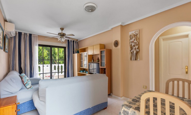Re-Sale - Apartment - Orihuela Costa - Punta Prima