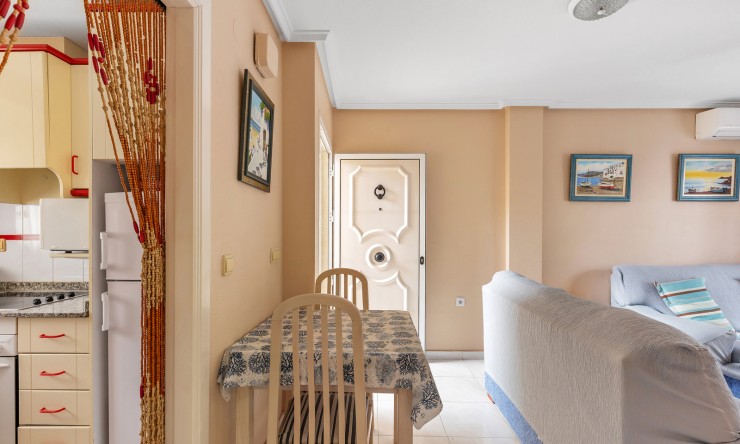 Re-Sale - Apartment - Orihuela Costa - Punta Prima
