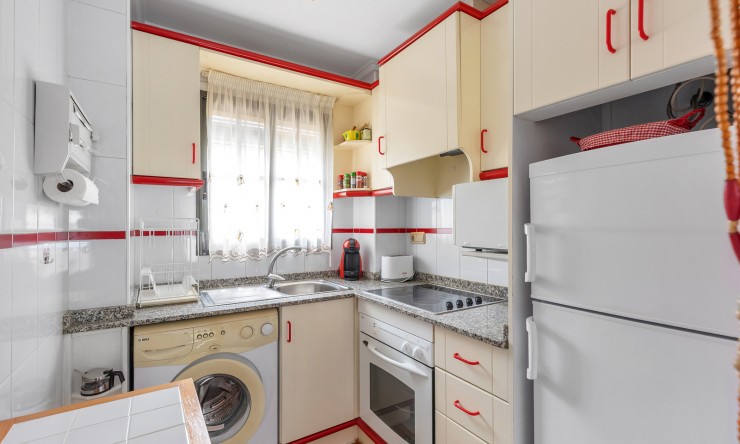 Re-Sale - Apartment - Orihuela Costa - Punta Prima