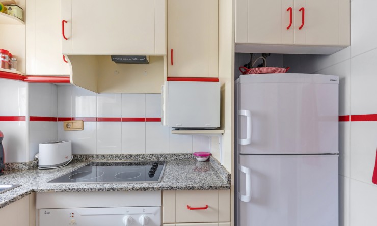 Re-Sale - Apartment - Orihuela Costa - Punta Prima