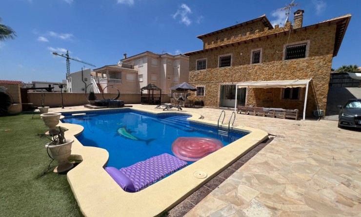 Re-Sale - Detached Villa - La Marina - La Escuera